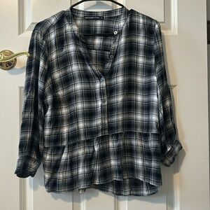 Abercrombie & fitch - three quarter length sleeve plaid top - size small